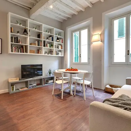 Cloe Apartment By Mamo Florenz Exterior foto